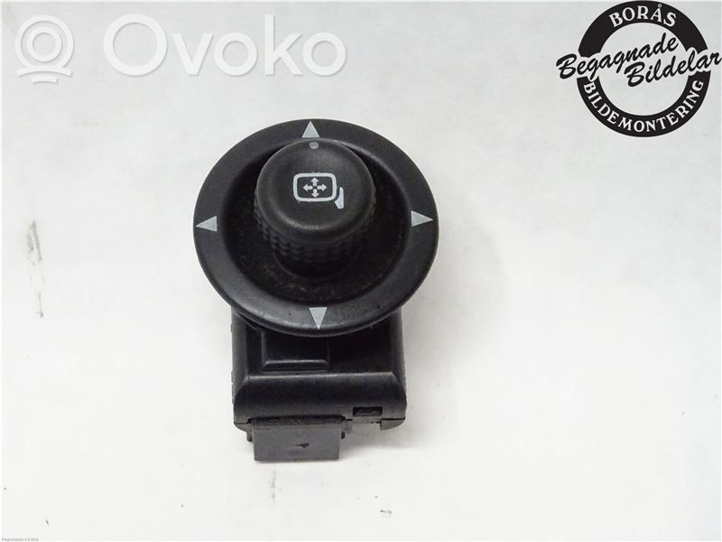 Ford Mustang V Wing mirror switch 