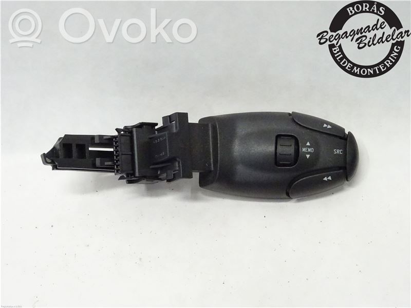 Peugeot 307 Steering wheel buttons/switches 