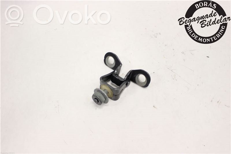 Ford Kuga II Tailgate/trunk/boot hinge 