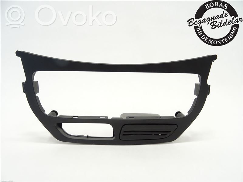 Ford Kuga II Verkleidung des Armaturenbretts 