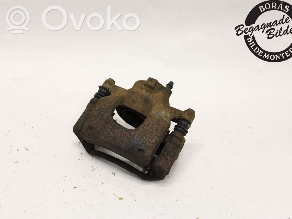 Citroen C1 Zacisk hamulcowy przedni 