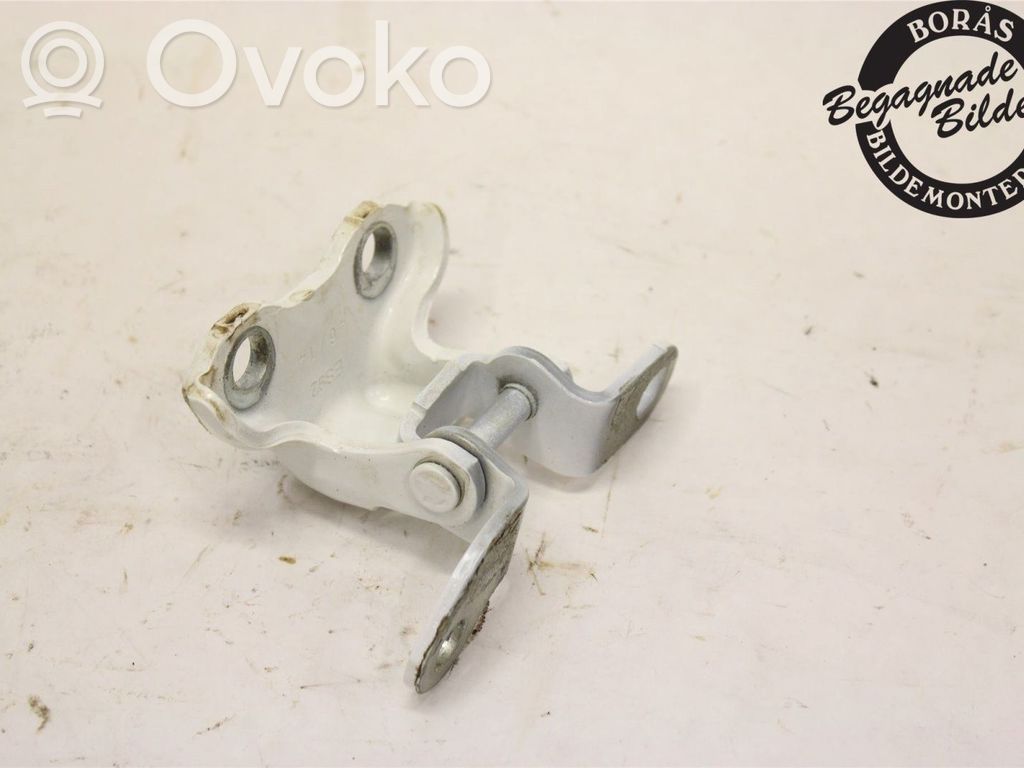Citroen C1 Rear door upper hinge 