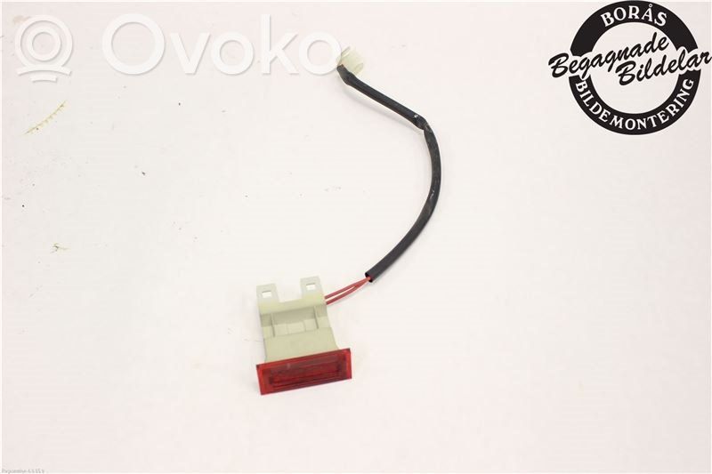 Éclairage intérieur porte arrière