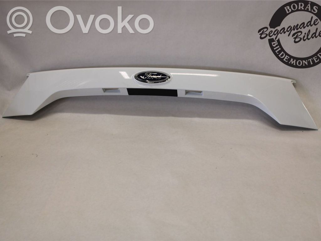 Ford Kuga II Tailgate trim 