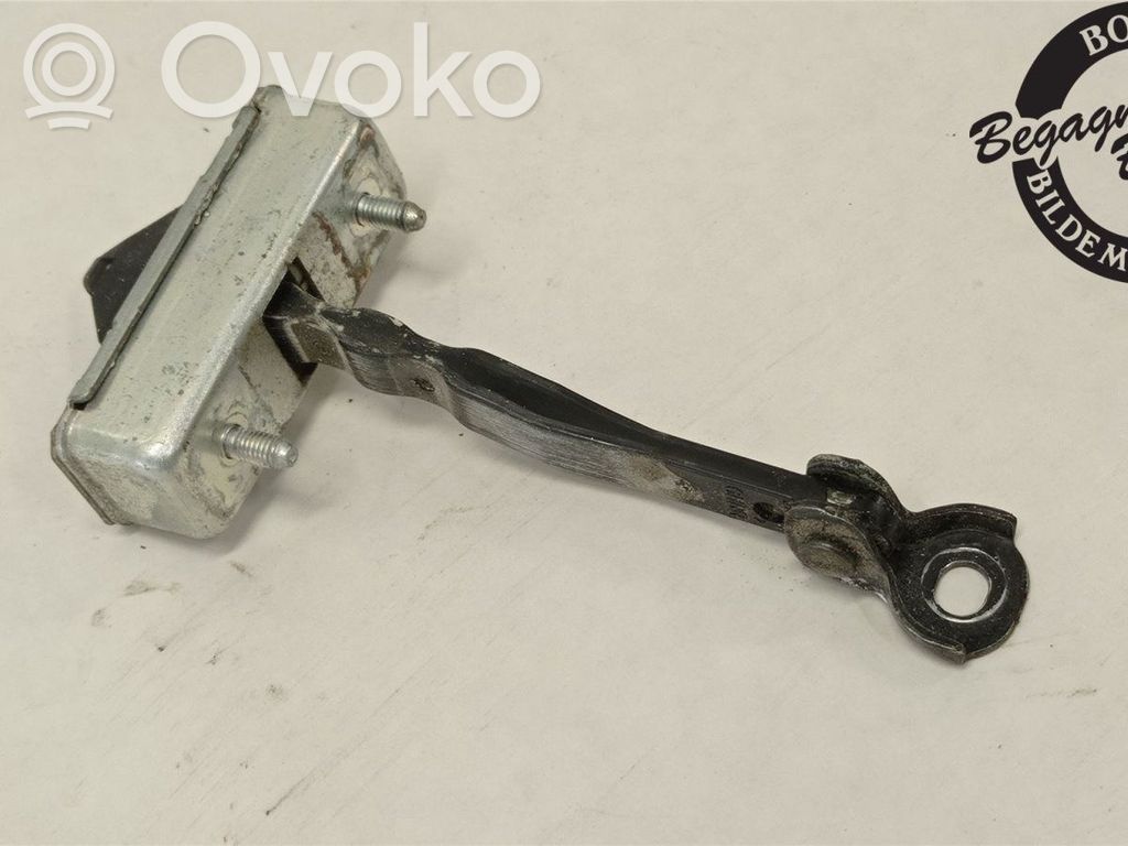 Mazda 6 Takaoven pidätin 