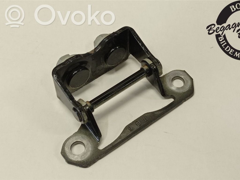 Tailgate/trunk/boot hinge   60879FJ000