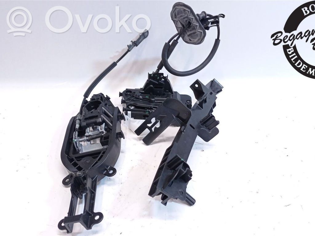 Front door lock   2537130