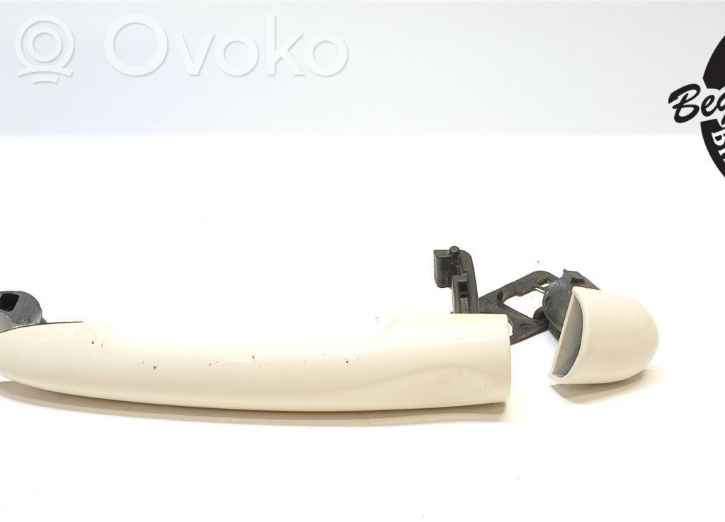 Manecilla externa puerta delantera   806B02596R