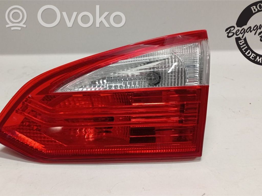Tailgate rear/tail lights   1775996