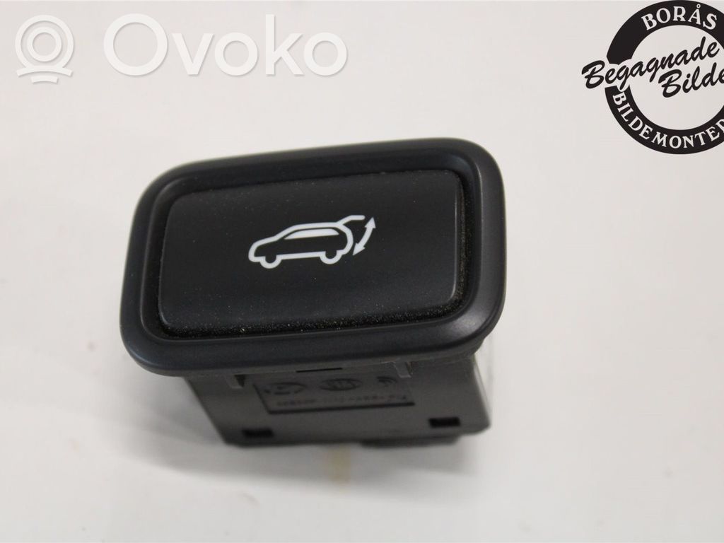 Hyundai Tucson TL Tailgate/boot open switch button 