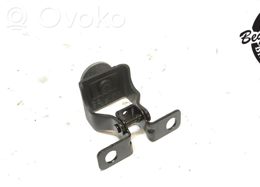 Peugeot 3008 II Tailgate/trunk/boot hinge 