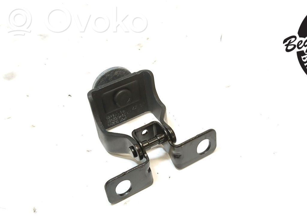 Peugeot 3008 II Tailgate/trunk/boot hinge 