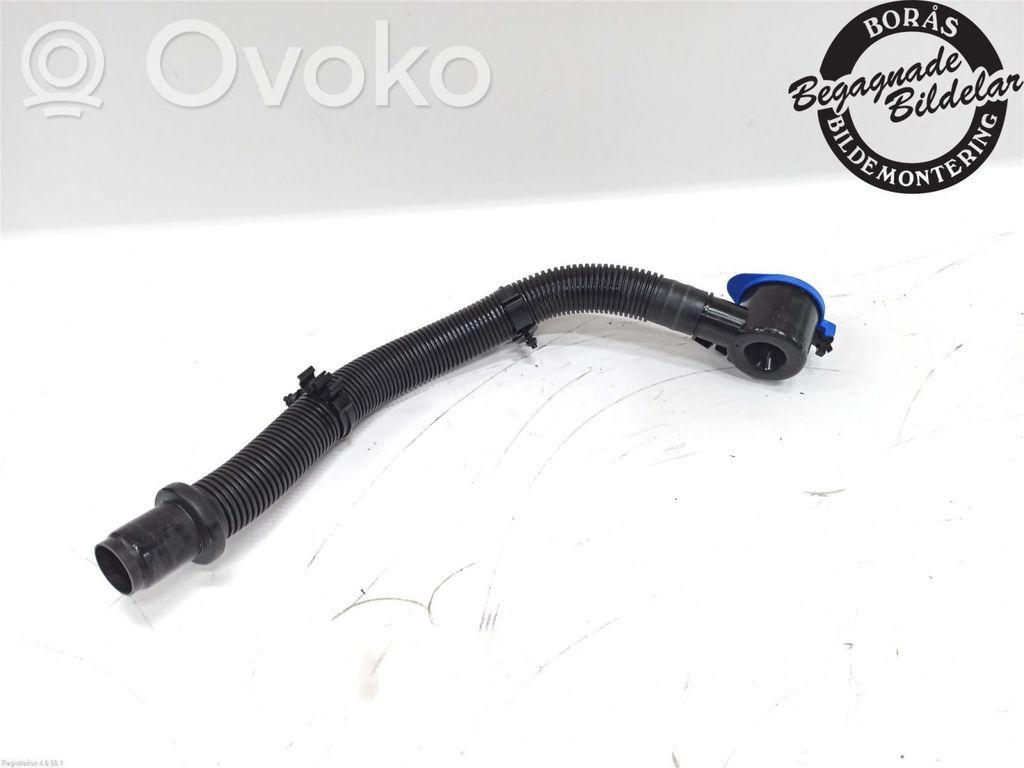 Ford Focus Rurka wlewu płynu do spryskiwaczy szyb 