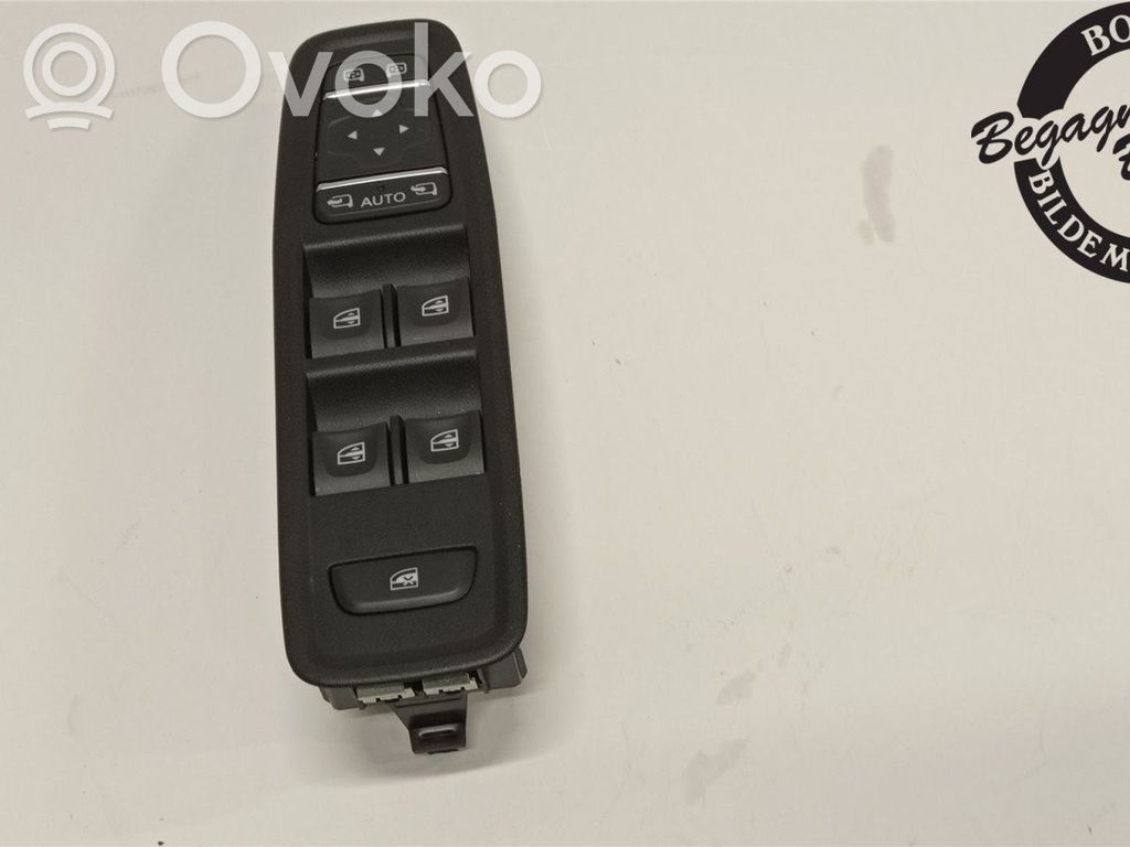 Nissan Townstar Electric window control switch 