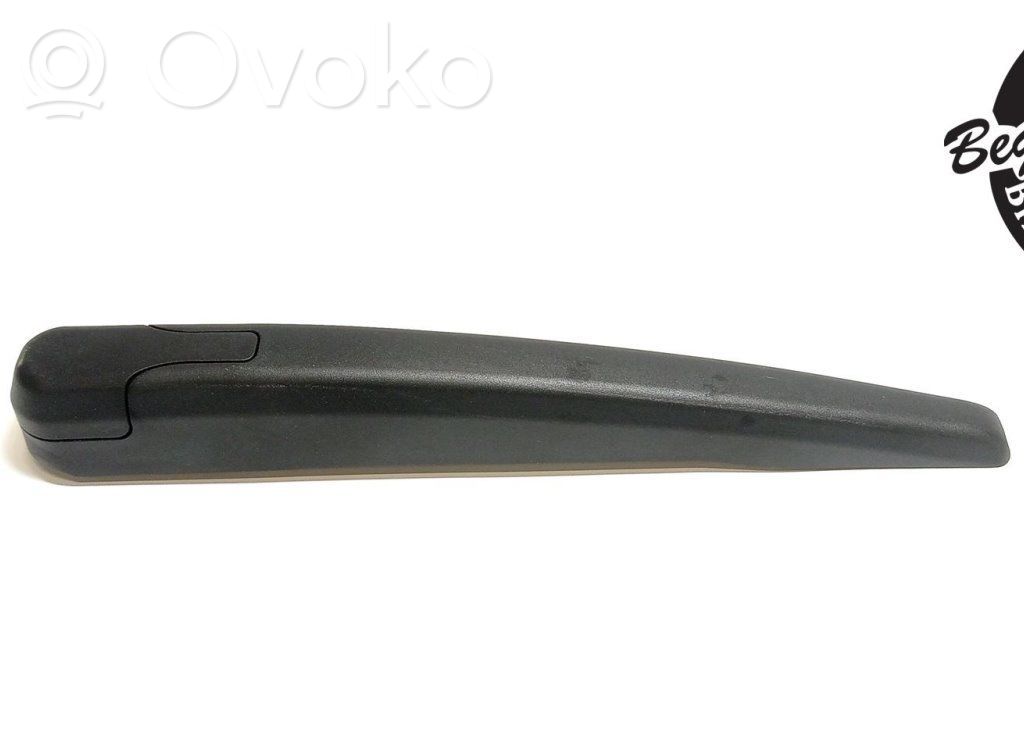 Peugeot 308 Ramię wycieraczki szyby tylnej 