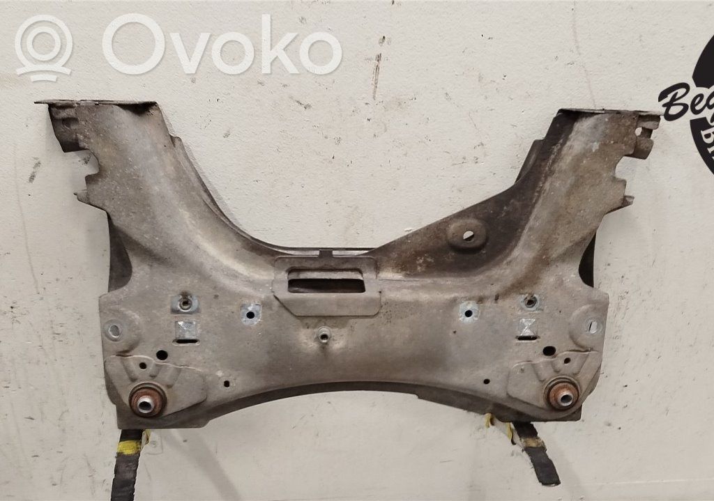 Renault Clio III Front subframe 