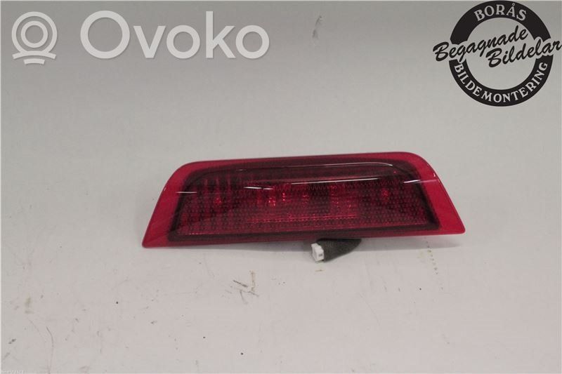 Nissan Micra Luce d’arresto centrale/supplementare 