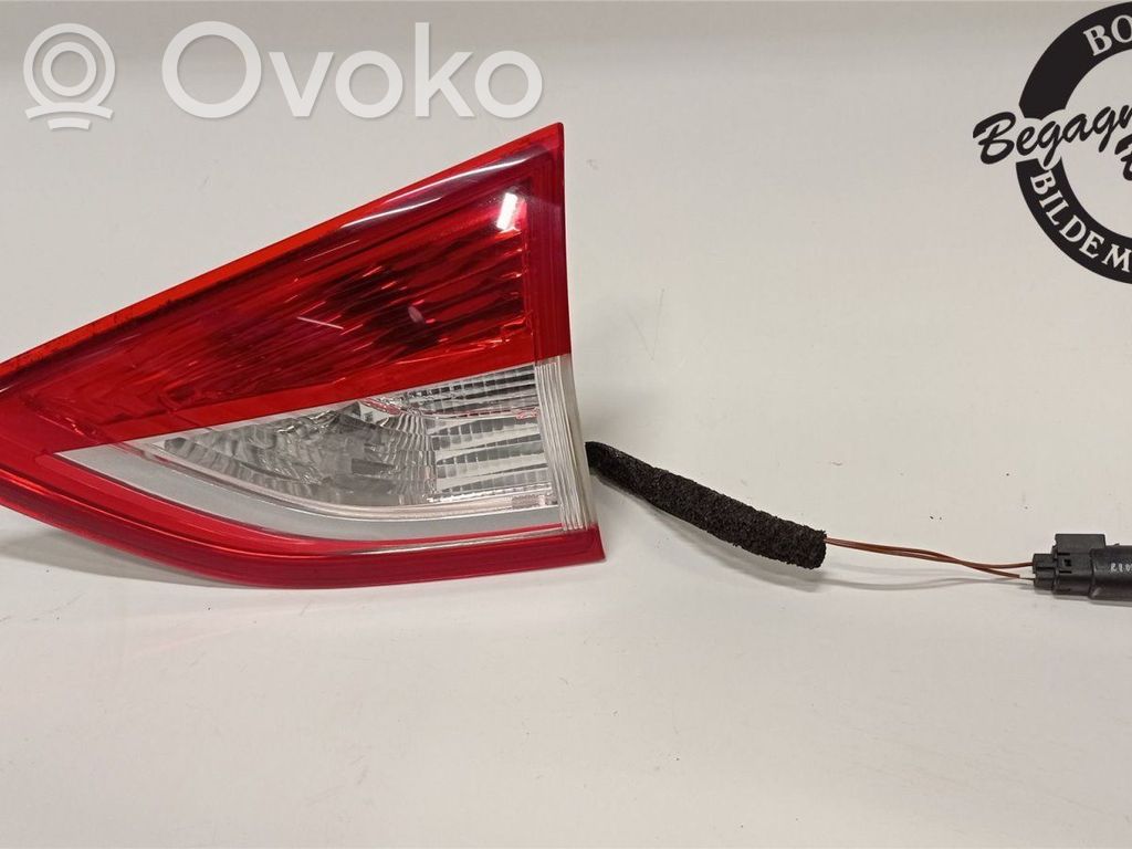 Ford Kuga II Takaluukun takavalot 
