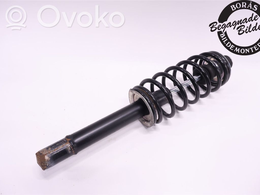 Front shock absorber with coil spring