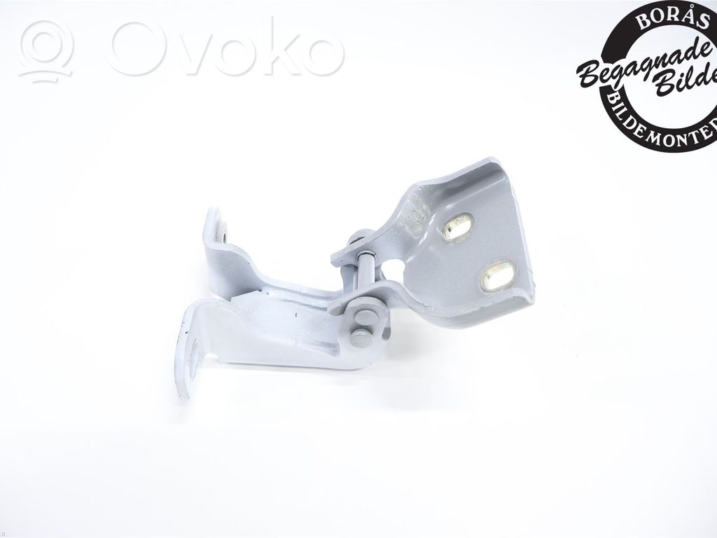 Opel Vivaro Front door lower hinge 