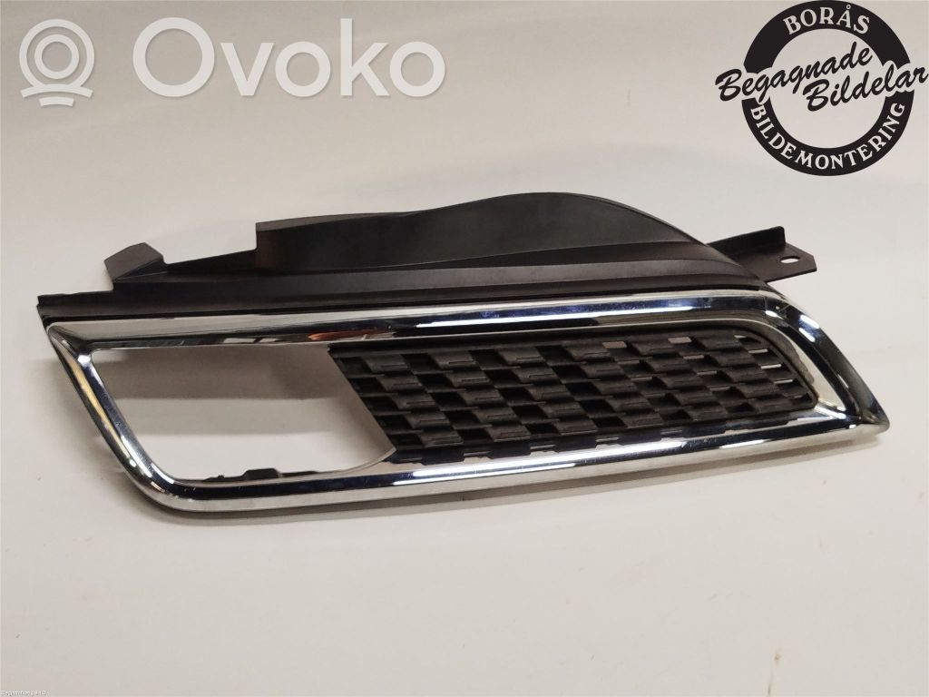 Nissan Micra Front bumper lower grill 