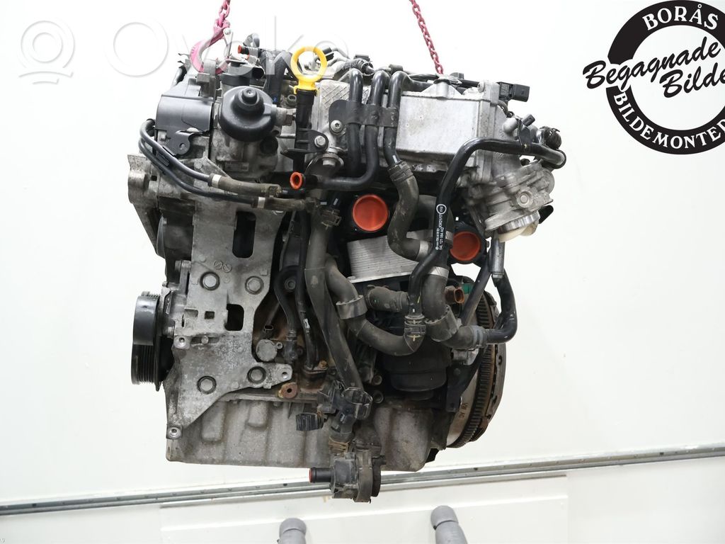 Engine   04L100090F