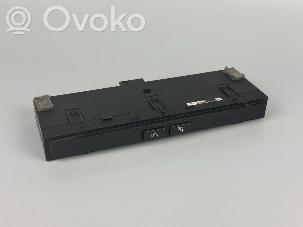 Parking (PDC) sensor switch   6952477,395463,13580360