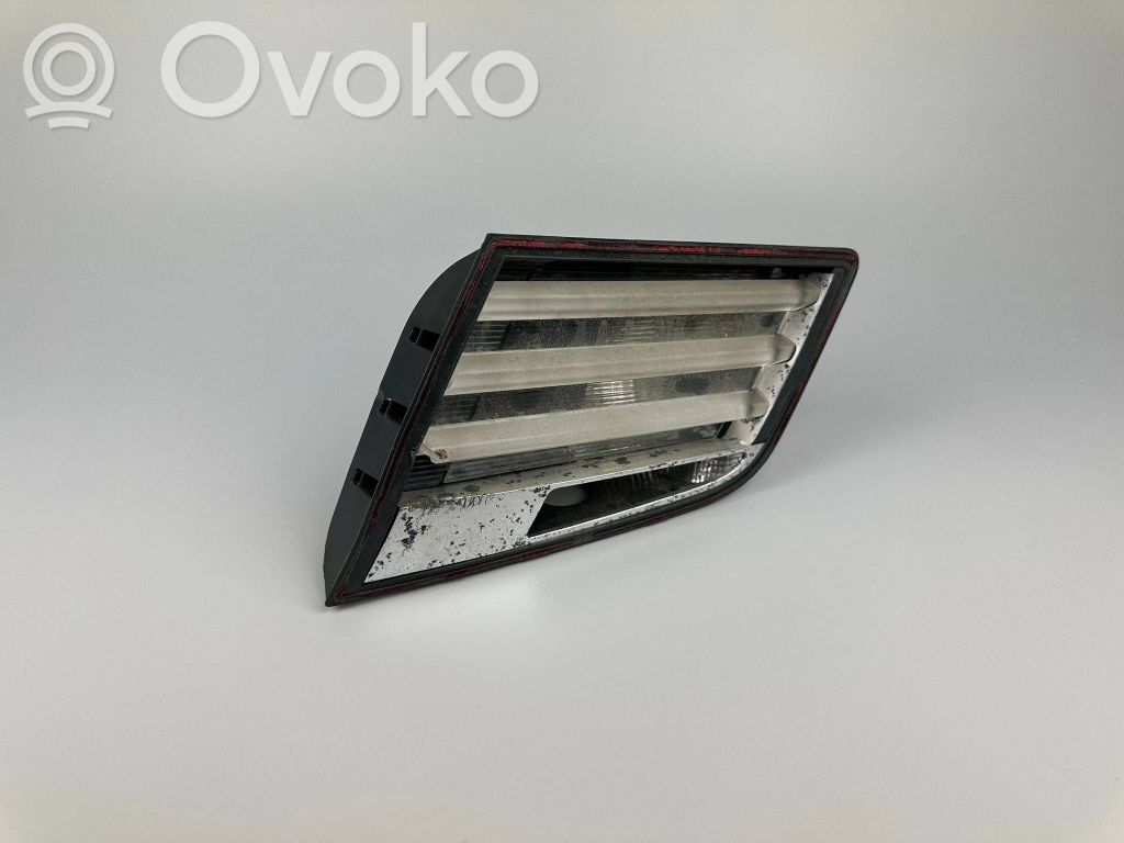 Lampy tylnej klapy bagażnika   7203226,00093696,2TZ01023502,173490,17349002,62217203226,622172032269,62217203226908