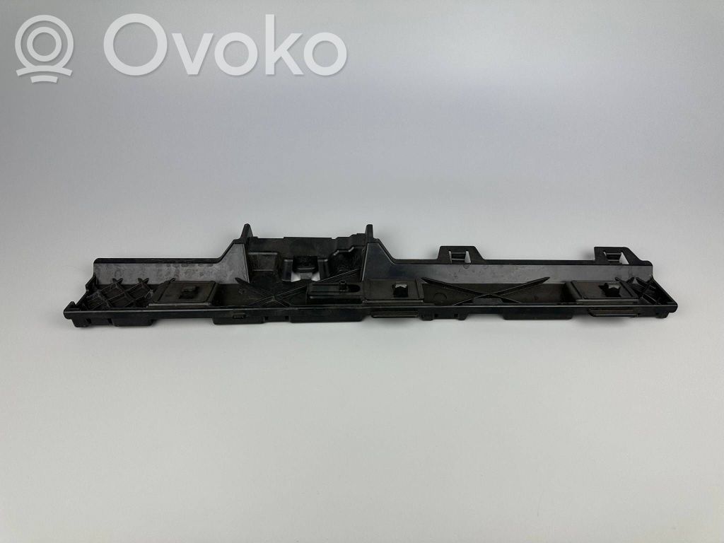 BMW 4 F32 F33 Ślizg listwy progowej 