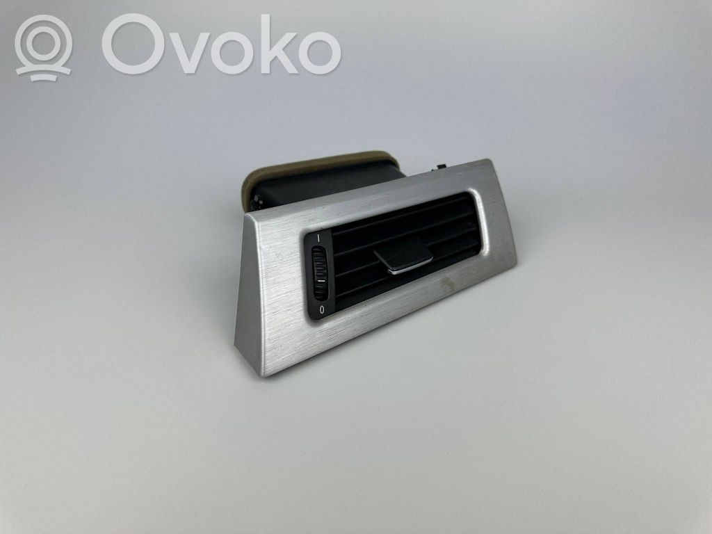 BMW 5 E60 E61 Dashboard side air vent grill/cover trim 