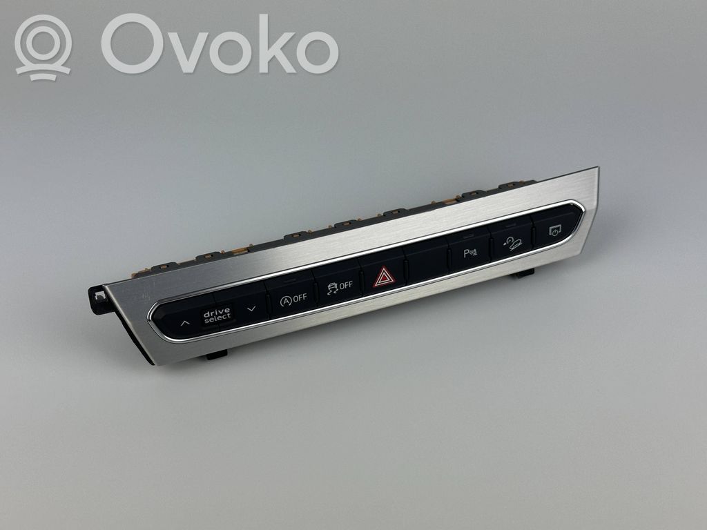 Audi Q7 4M Hazard light switch 