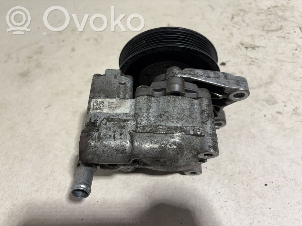 BMW 5 E60 E61 Ohjaustehostimen pumppu 