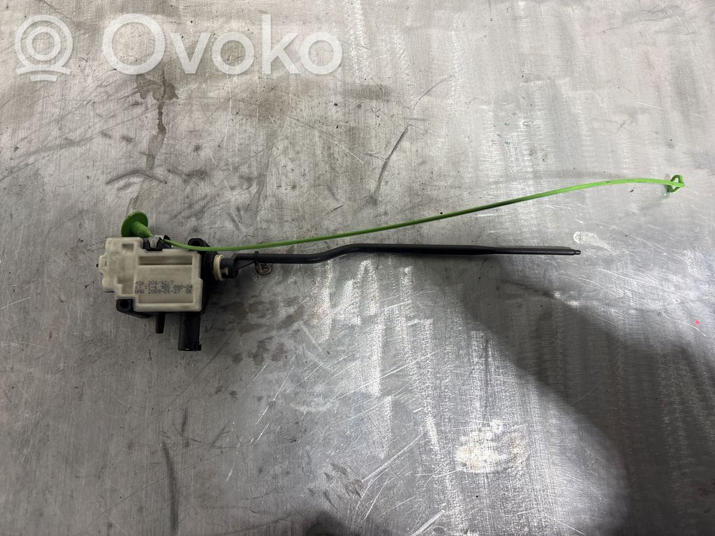 BMW 3 E90 E91 Fuel tank cap lock 