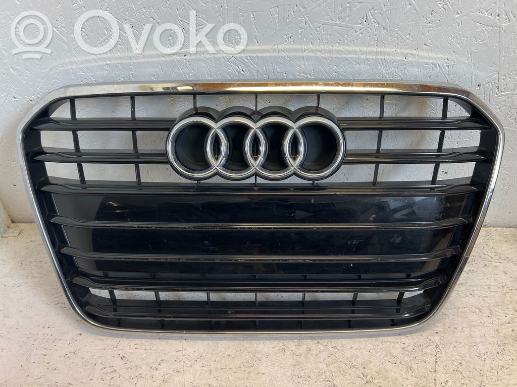 Maskownica / Grill / Atrapa górna chłodnicy   4G0853653A