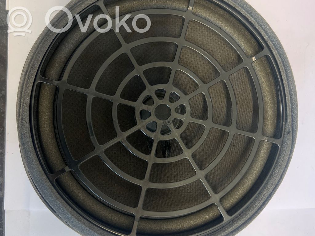 Audi A4 S4 B9 Garsiakalbis (-iai) priekinėse duryse 