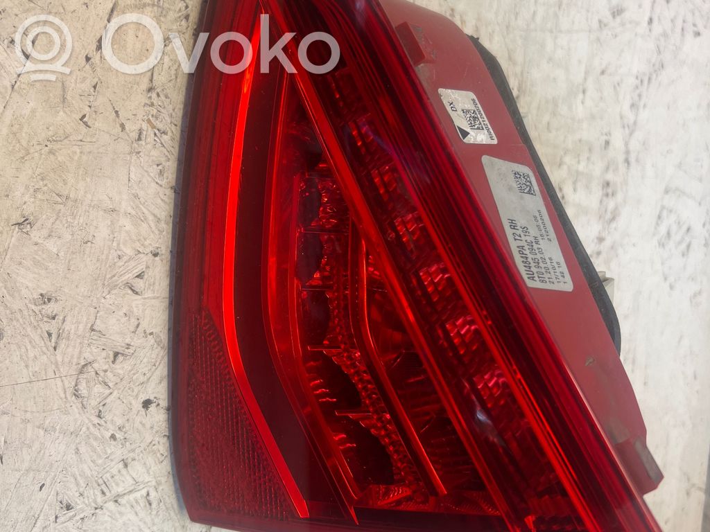 Lampy tylnej klapy bagażnika   8T0945094C,14216,21200206,1200203