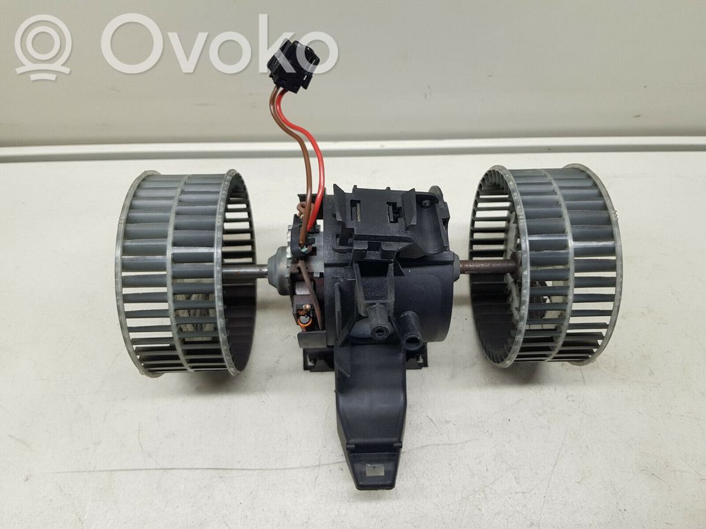 BMW 5 E60 E61 Mazā radiatora ventilators 