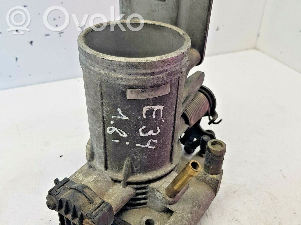 BMW 5 E34 Throttle valve 