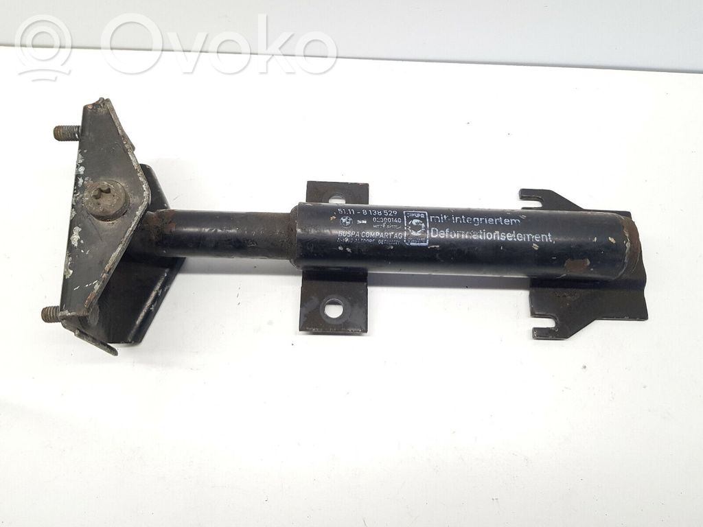 BMW 5 E34 Front bumper mounting bracket 