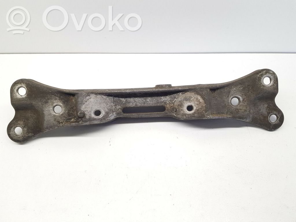 BMW 5 E39 Gearbox mounting bracket 