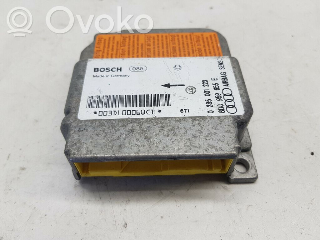Audi A3 S3 8P Airbag control unit/module 