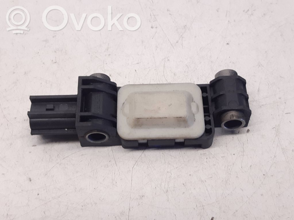 Audi A4 S4 B7 8E 8H Czujnik uderzenia Airbag 