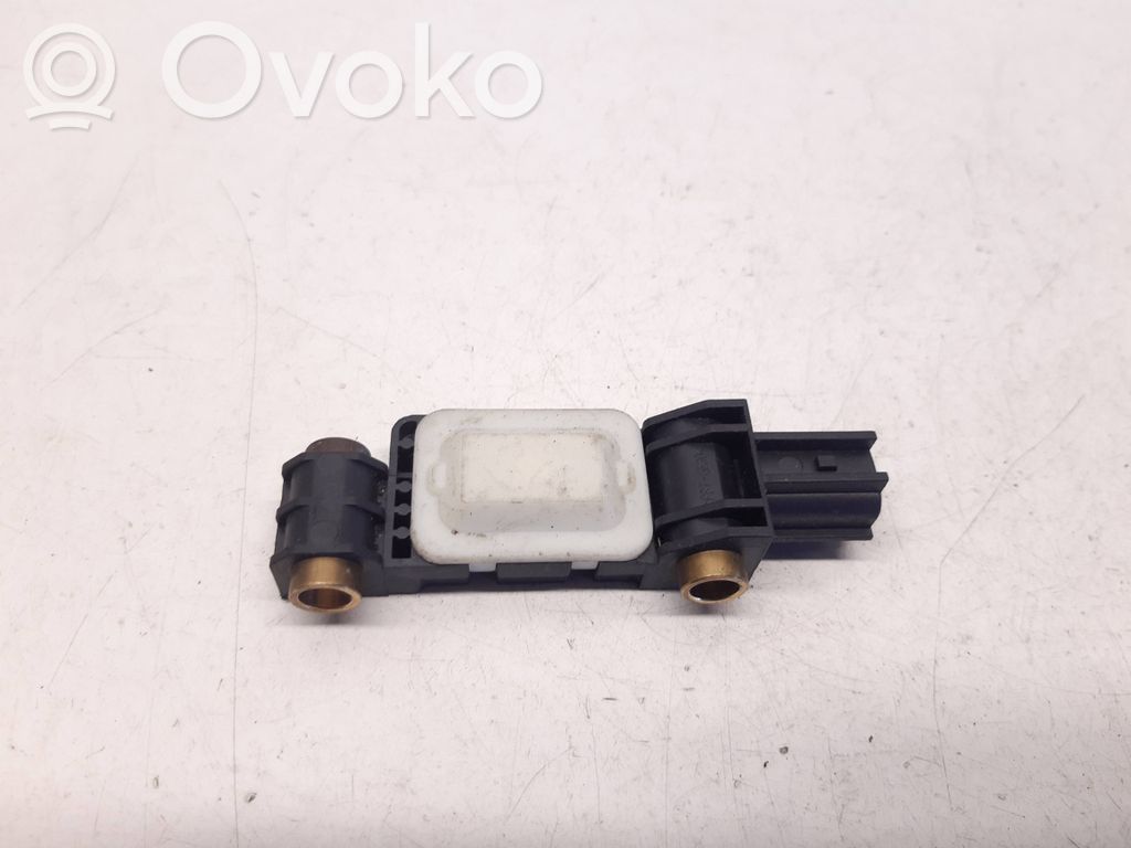 Audi A4 S4 B7 8E 8H Airbag deployment crash/impact sensor 