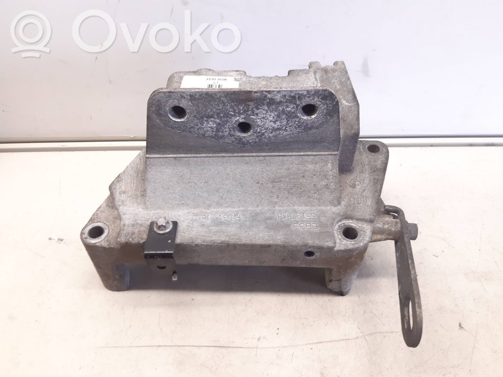 Engine mounting bracket   55197848,B833