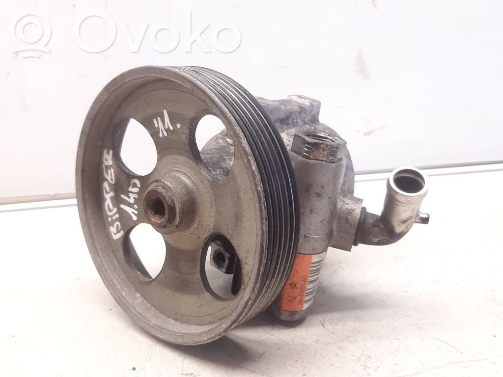 Peugeot Bipper Power steering pump 