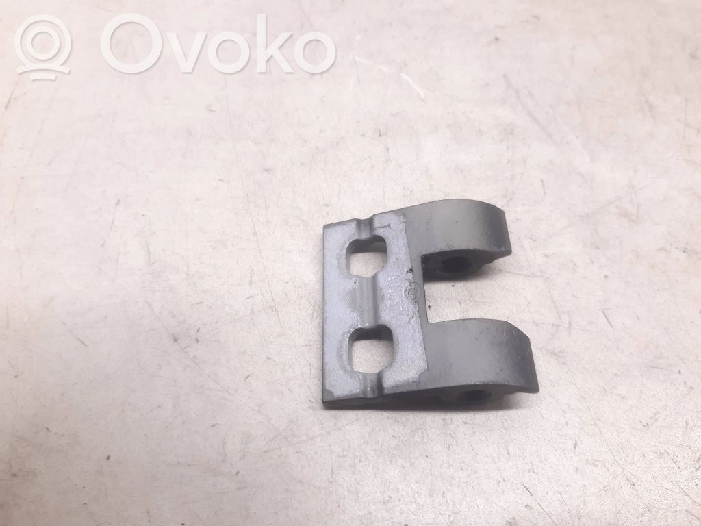 Rear door upper hinge   A048574