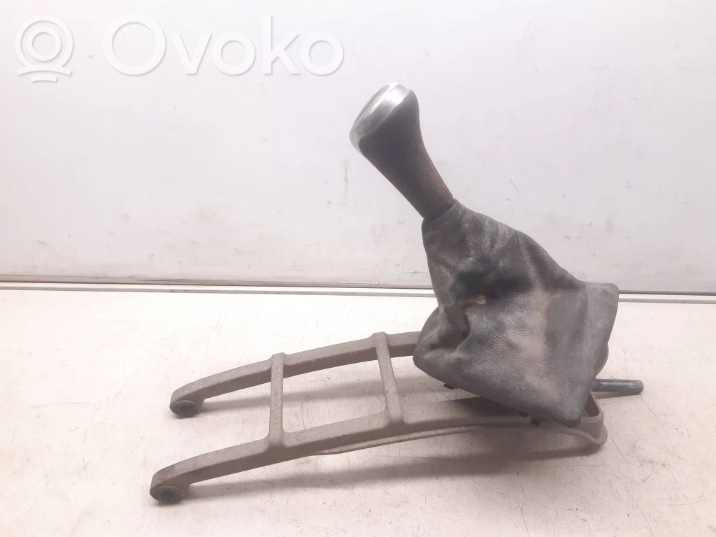 BMW X3 E83 Gear shifter/selector 