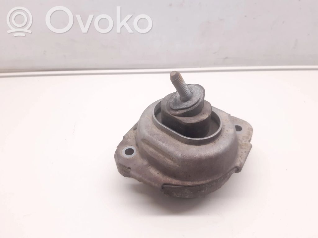 Engine mount bracket   3400342