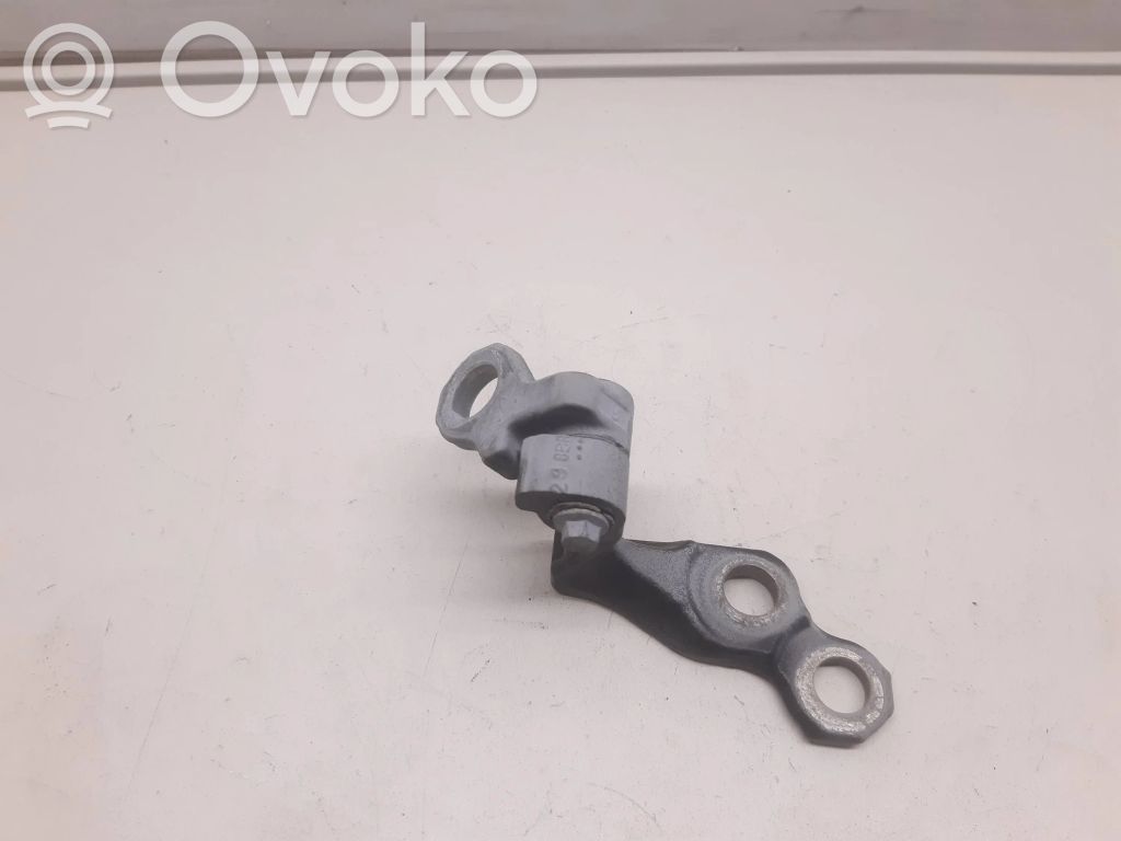 Ford Kuga I Front door upper hinge 