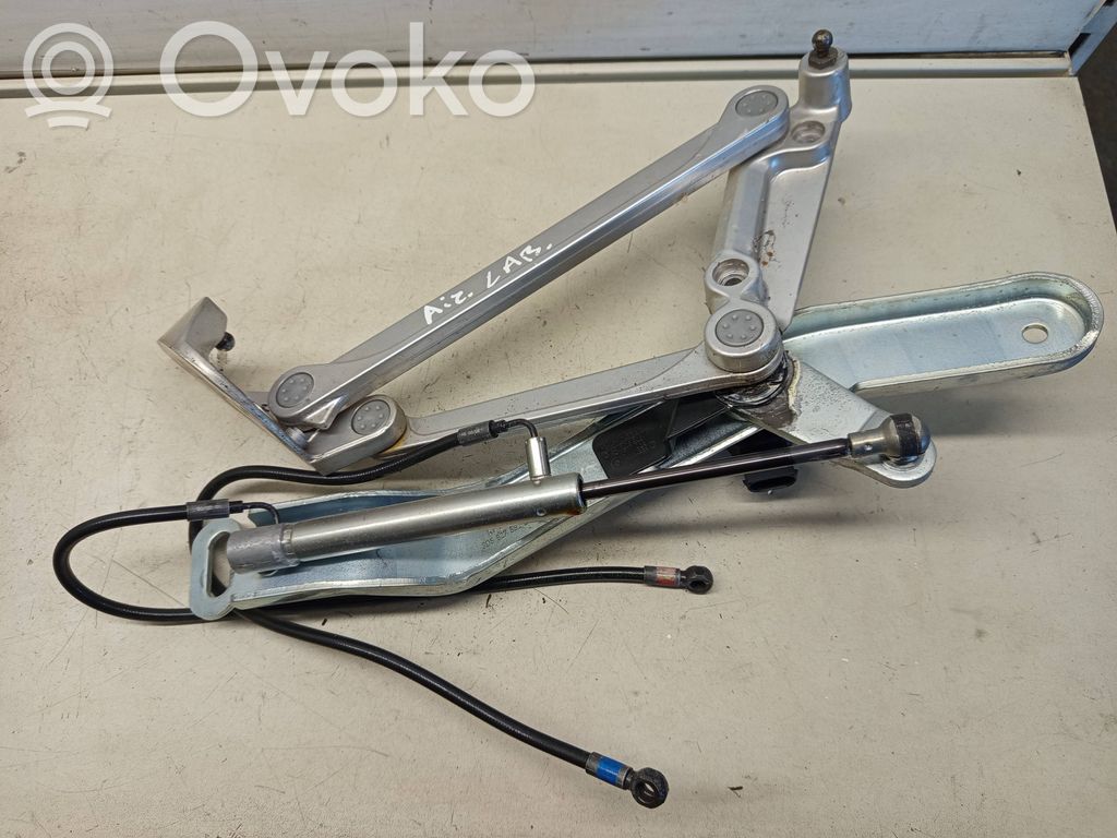 Volkswagen Phaeton Tailgate/trunk/boot hinge 